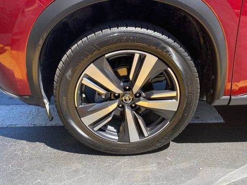 Used 2021 Nissan Rogue SL FWD image 12