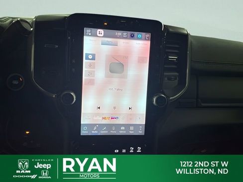 New 2026 RAM 2500 Laramie AWD/4WD image 23