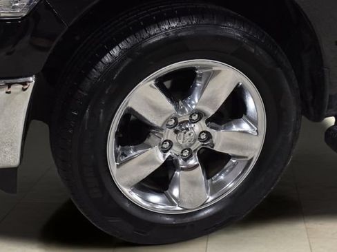 Used 2018 RAM 1500 Big Horn AWD/4WD image 39