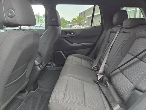 Used 2025 Chevrolet Equinox LT FWD image 14