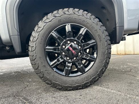 Used 2025 GMC Sierra 2500 AT4 w/ AT4 Premium Plus Package image 20