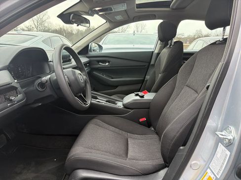 Used 2024 Honda Accord EX image 24