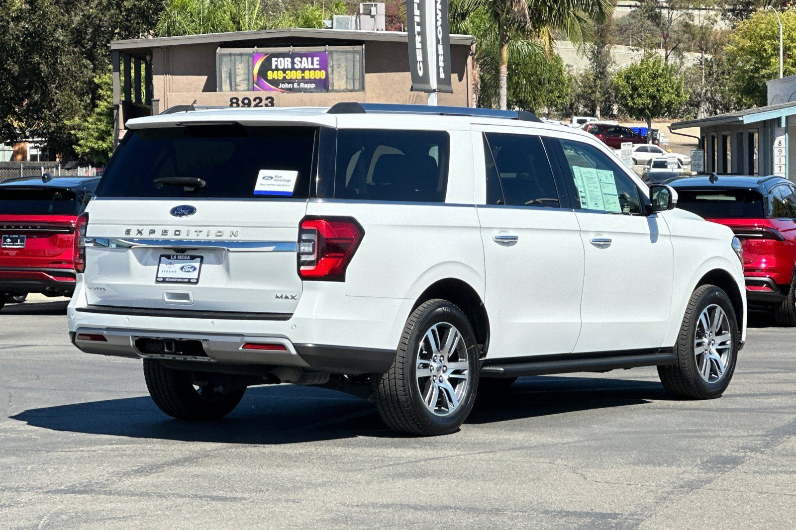 Certified 2024 Ford Expedition Max Limited RWD image 3