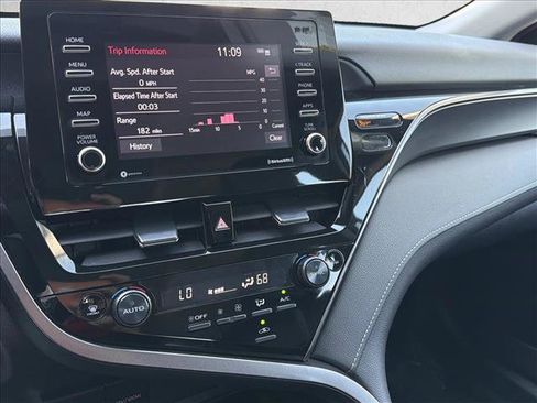 Used 2024 Toyota Camry SE FWD image 19
