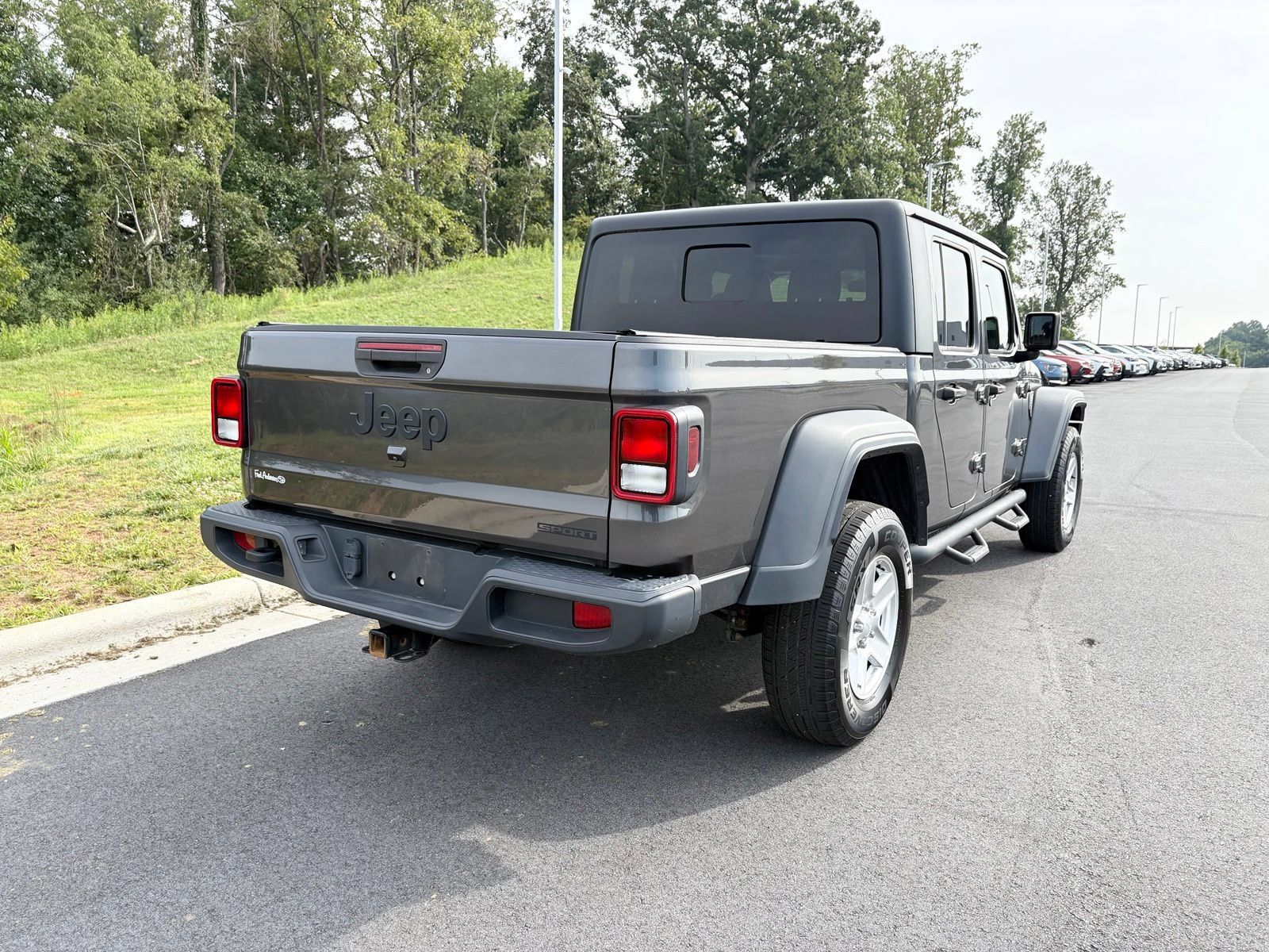 Used 2020 Jeep Gladiator Sport w/ Quick Order Package 24S AWD/4WD image 9