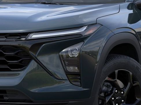 New 2026 Chevrolet Trax LT w/ Driver Confidence Package FWD image 10