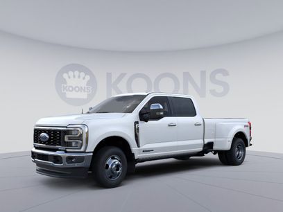 New 2025 Ford F350 Lariat w/ Lariat Ultimate Package
