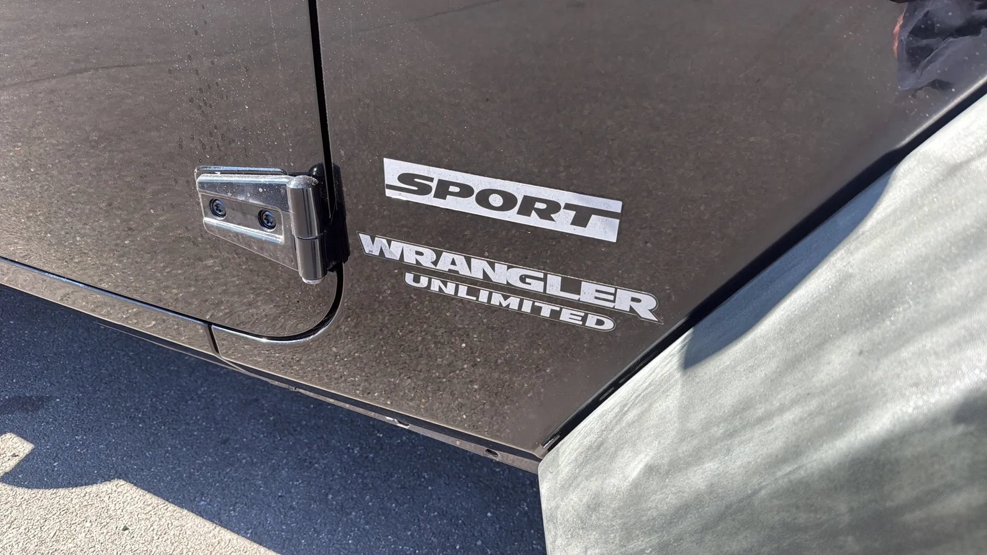 Used 2013 Jeep Wrangler Unlimited Sport AWD/4WD image 25