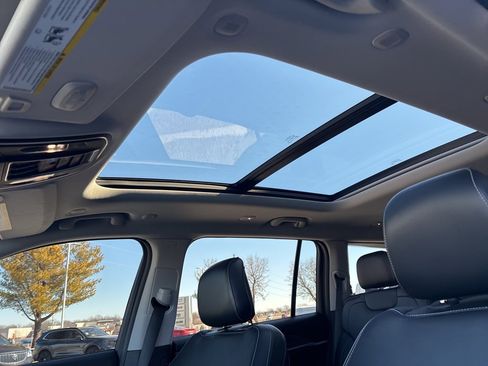 Used 2021 Jeep Grand Cherokee L Limited image 2