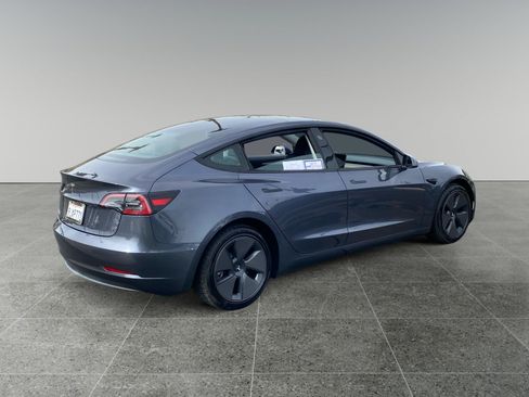 Used 2023 Tesla Model 3 Standard Range RWD image 5