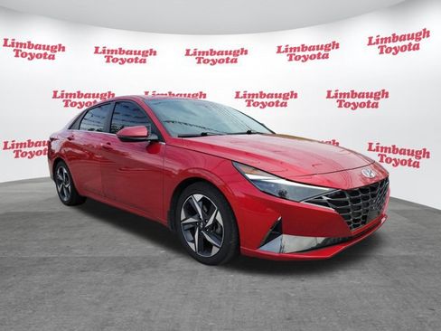Used 2023 Hyundai Elantra Limited image 20
