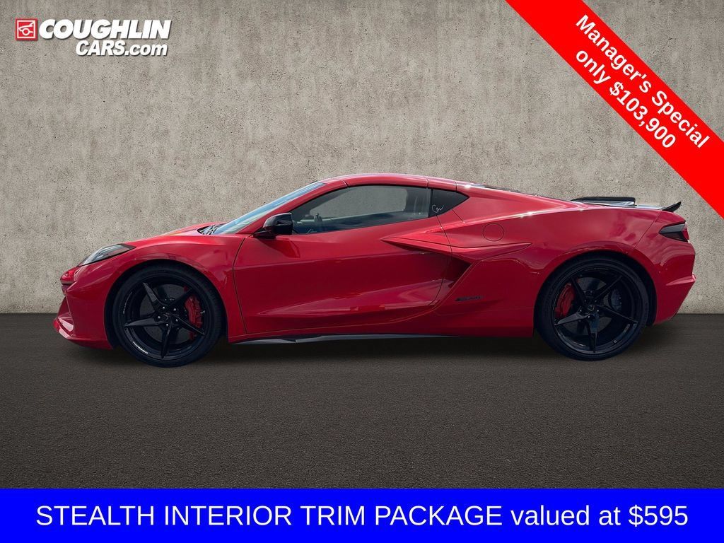 Used 2025 Chevrolet Corvette E-Ray w/ Stealth Interior Trim Package AWD/4WD image 5