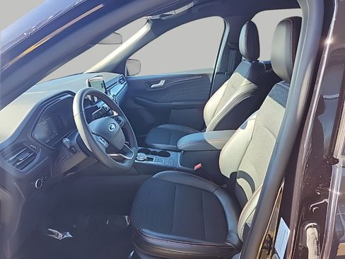 Certified 2025 Ford Escape ST-Line image 16