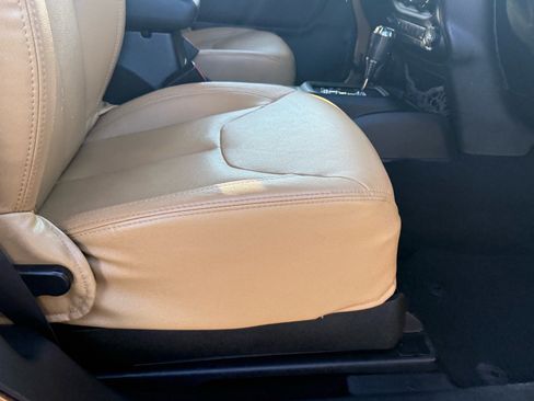 Used 2015 Jeep Wrangler Sport w/ Quick Order Package 24S image 12