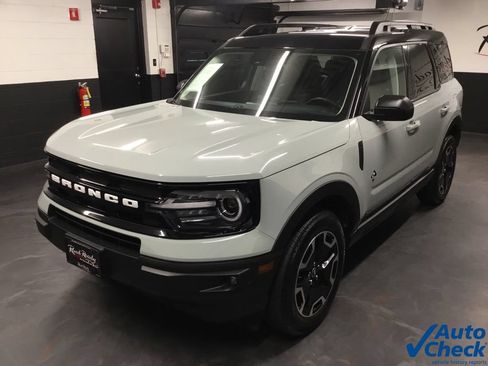 Used 2024 Ford Bronco Sport Outer Banks AWD/4WD image 6