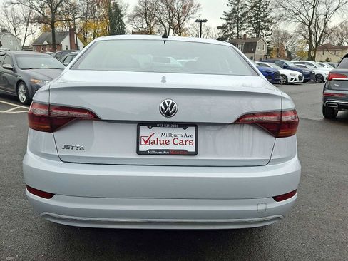 Used 2019 Volkswagen Jetta S w/ Driver Assistance Package image 23