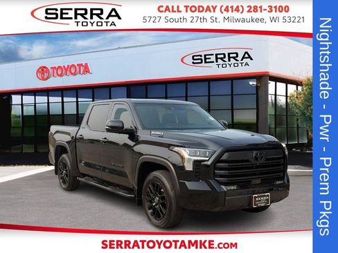 Used 2025 Toyota Tundra Limited AWD/4WD image 1