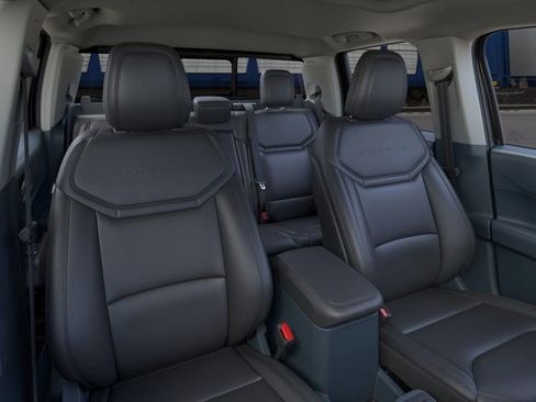 New 2026 Ford Maverick Lariat w/ Black Appearance Package image 10