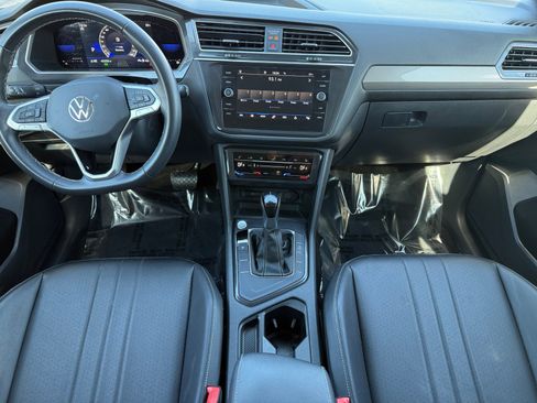 Used 2023 Volkswagen Tiguan SE image 10