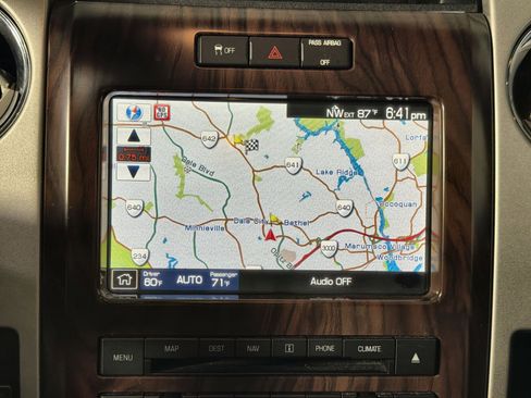 Used 2012 Ford F150 Lariat w/ Lariat Chrome Pkg image 30