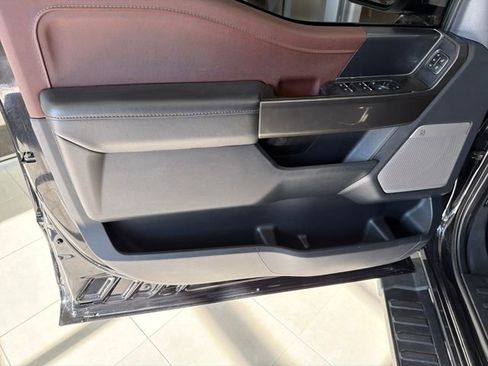 Used 2023 Ford F150 Lariat image 11