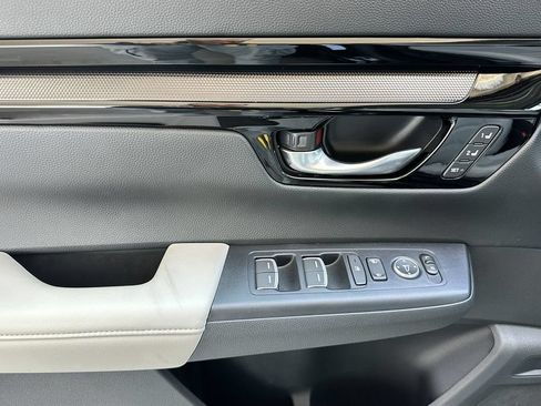 Used 2024 Honda CR-V EX-L image 11