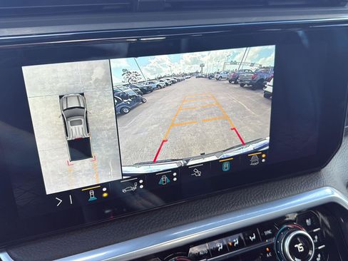 Used 2022 GMC Sierra 1500 Denali w/ Denali Reserve Package image 22