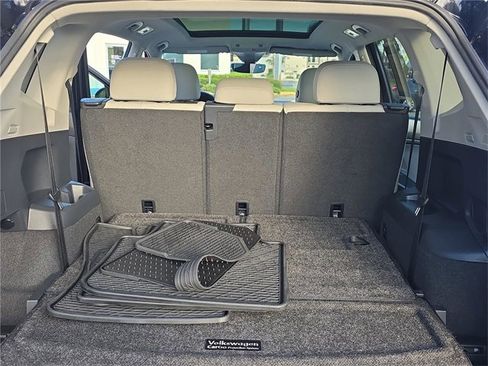 Used 2021 Volkswagen Tiguan SEL image 26