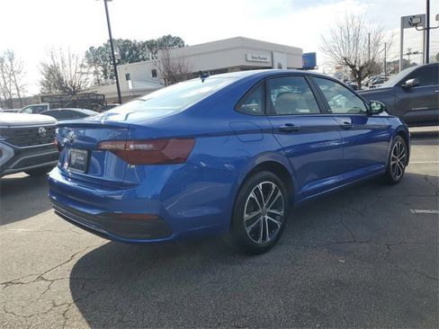 Certified 2024 Volkswagen Jetta Sport image 4