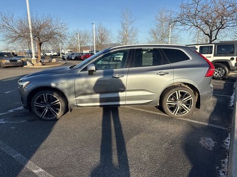 Used 2018 Volvo XC60 T5 R-Design w/ Convenience Package image 5