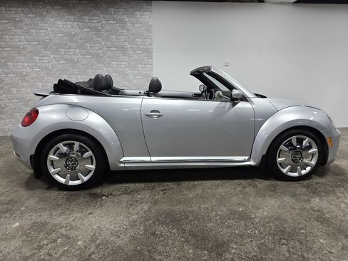 Used 2013 Volkswagen Beetle 2.5 image 5
