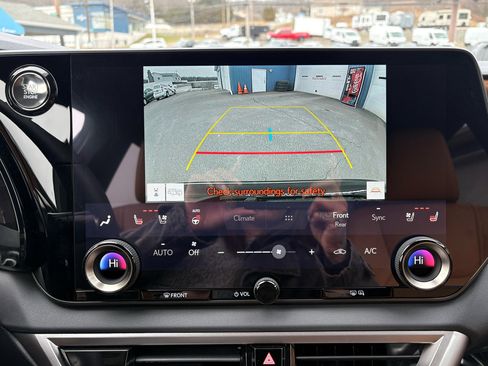 Used 2025 Lexus RX 350 AWD image 35