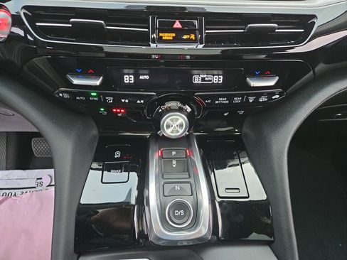 Used 2023 Acura MDX 3.5L image 25