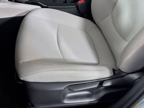 Used 2024 Toyota Corolla Cross LE FWD image 22