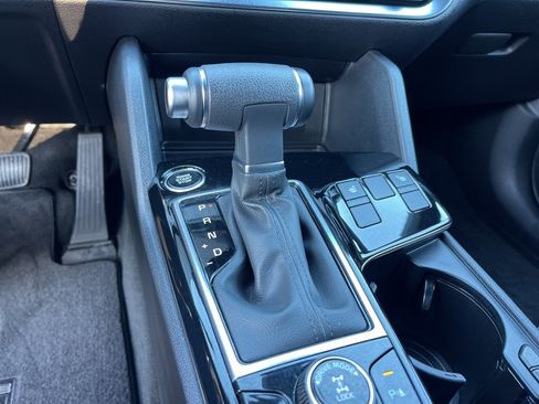 Used 2025 Kia Sportage X-Line image 15