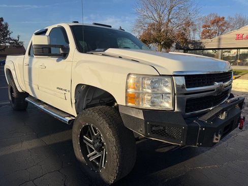 Used 2009 Chevrolet Silverado 2500 LTZ w/ Safety Package image 4