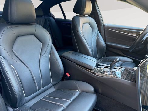 Used 2018 BMW 540i xDrive w/ M Sport Package AWD/4WD image 28