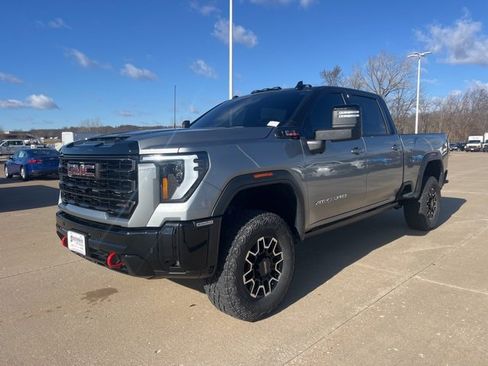 Used 2025 GMC Sierra 2500 AT4X w/ Snow Plow Prep/Camper Package image 11