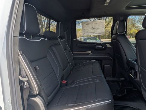 New 2026 GMC Sierra 1500 AT4X AWD/4WD image 30