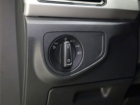 Used 2023 Volkswagen Atlas SE FWD image 14
