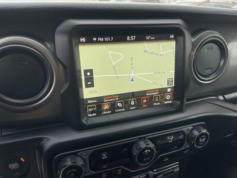 Used 2023 Jeep Wrangler Sport S image 28