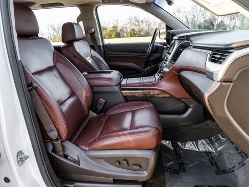 Used 2019 Chevrolet Suburban Premier image 46