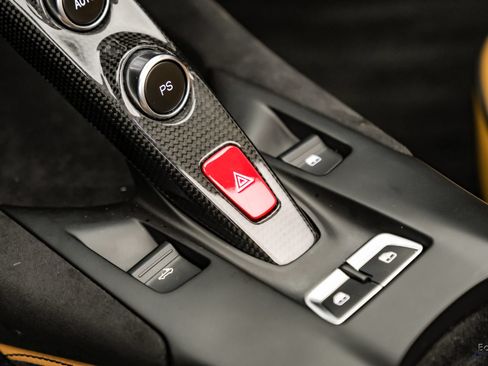 Used 2022 Ferrari 812 GTS RWD image 84