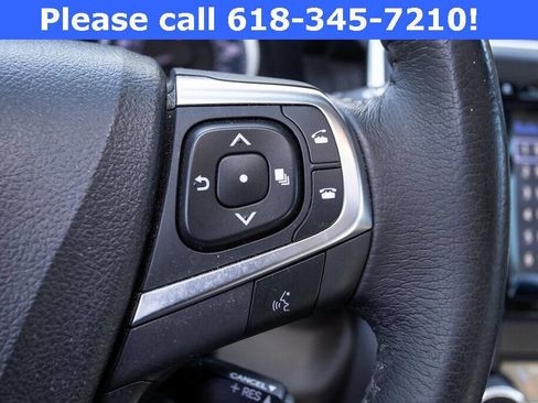 Used 2017 Toyota Camry XLE image 31