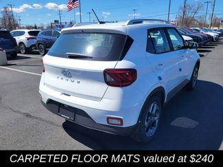 New 2025 Hyundai Venue SEL video 3