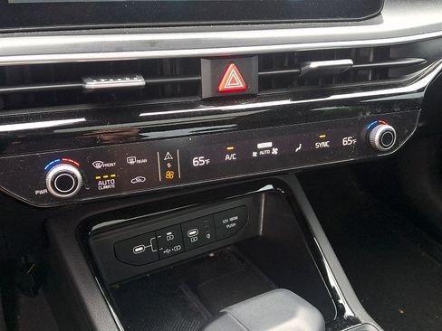 Used 2025 Kia K5 GT w/ GT1 Package FWD image 16
