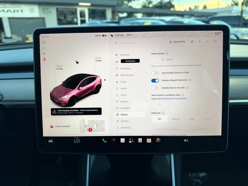 Used 2021 Tesla Model Y Long Range AWD/4WD image 37