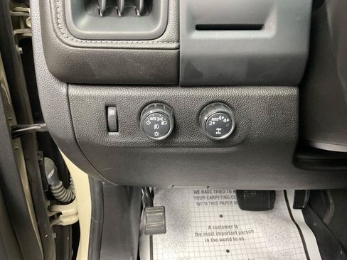 Used 2022 GMC Canyon Elevation w/ Elevation Premium Package AWD/4WD image 13