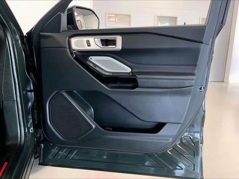 Used 2022 Ford Explorer ST w/ Equipment Group 401A image 26