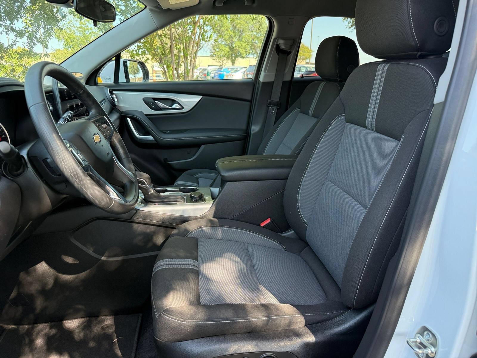 Used 2026 Chevrolet Blazer LT FWD image 27